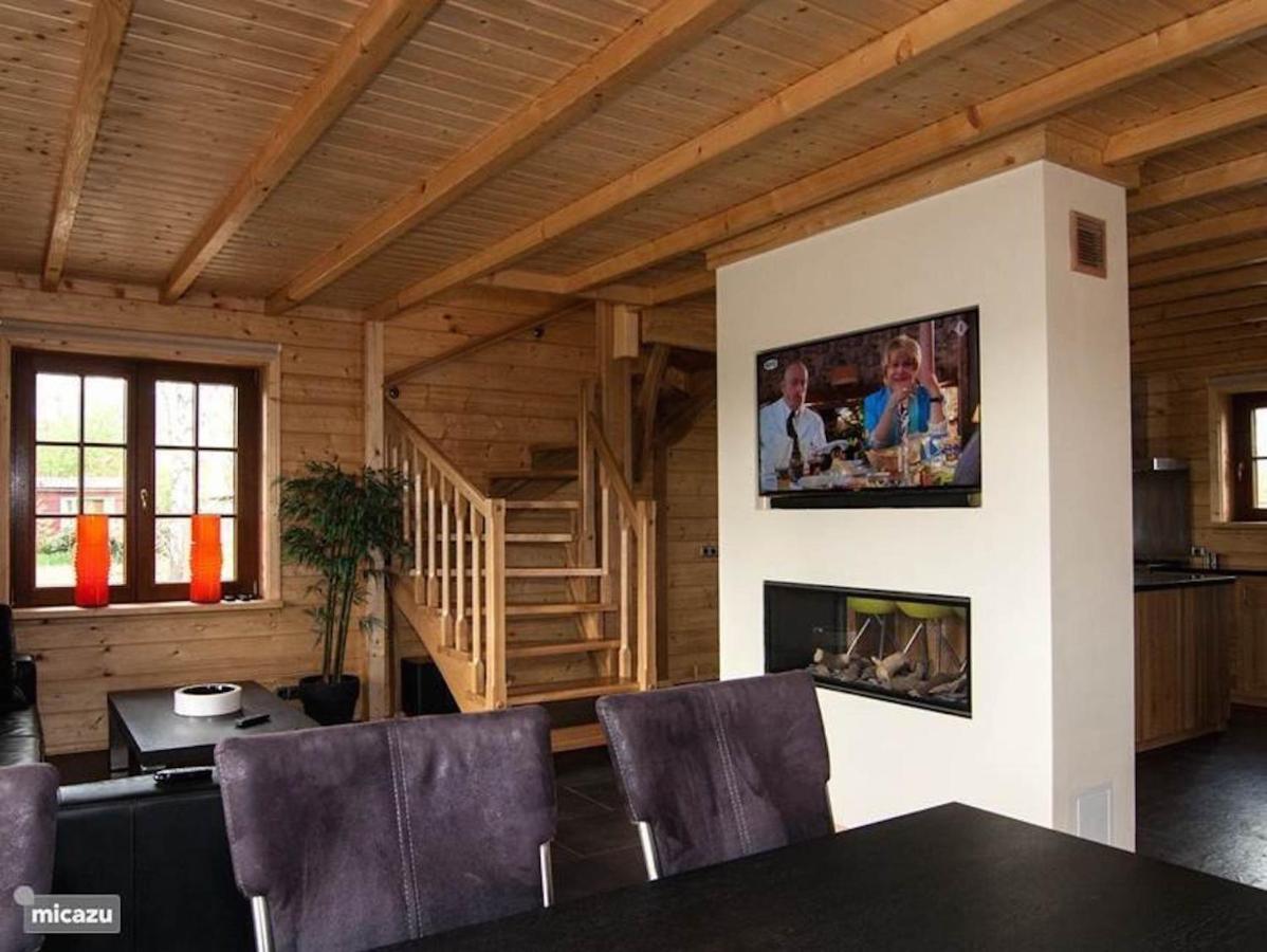 Houten Villa Tine Den Ham Exterior photo