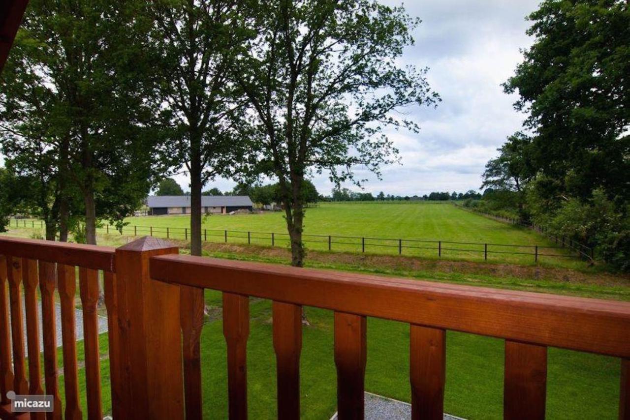 Houten Villa Tine Den Ham Exterior photo